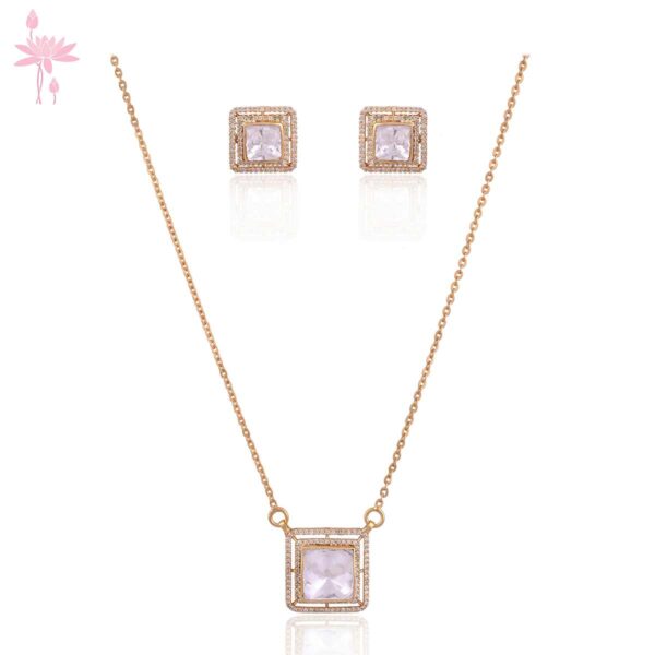 Sia Necklace – Elegant and Timeless Necklace for Every Occasion
