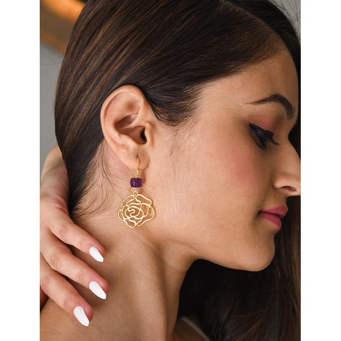Silver Earrings in gold finish with amethyst for spiritual healing