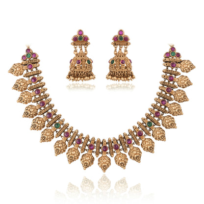 Astha Necklace Set