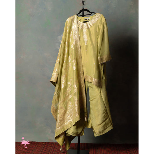 Kiwi Green Banarasi Sahara