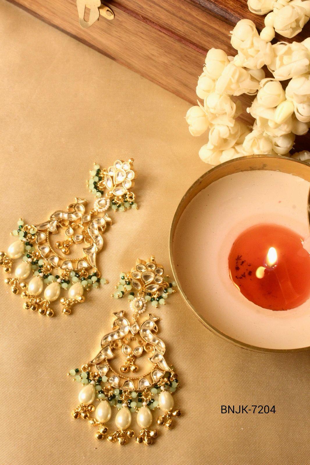 Pihu Kundan & Pearl Earrings