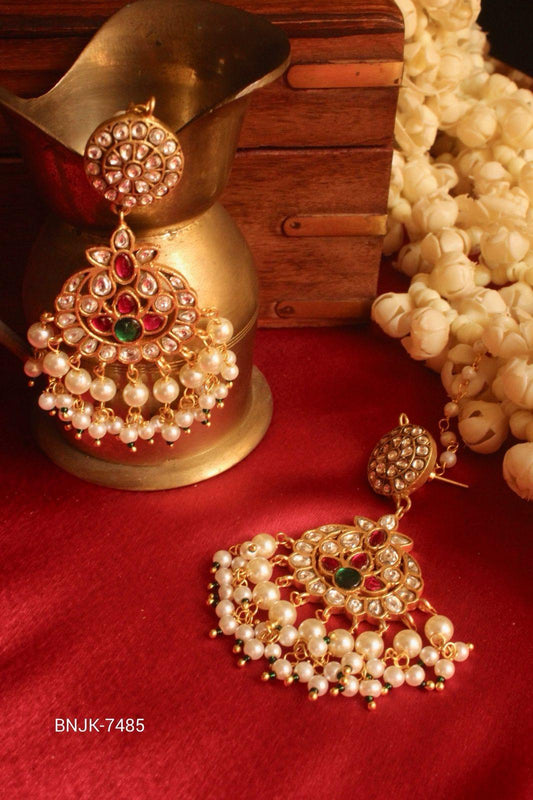 Dia Earrings