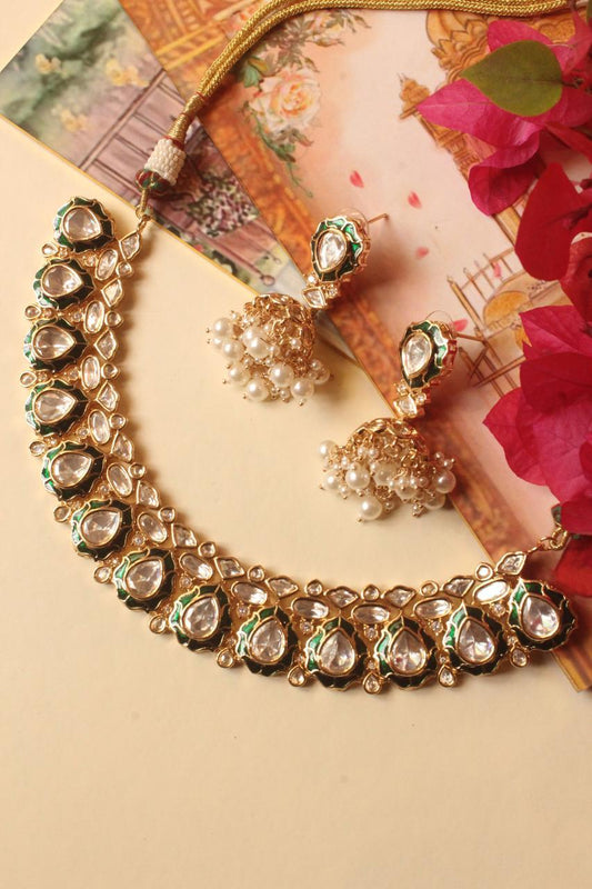 Emerald Hasli Choker