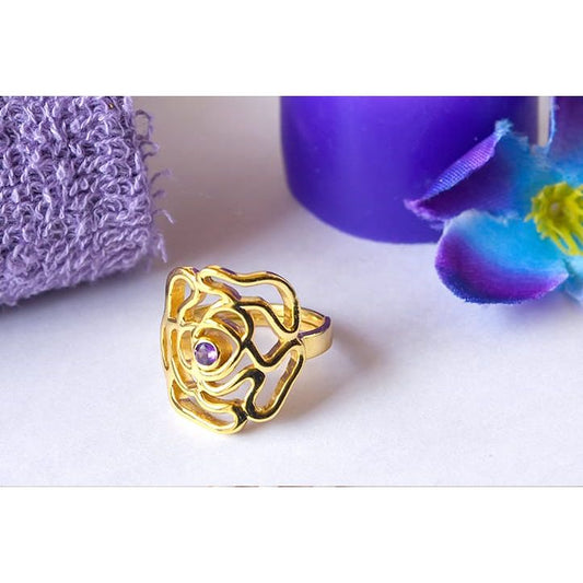 Silver Ring in gold finish with amethyst for spiritual healing