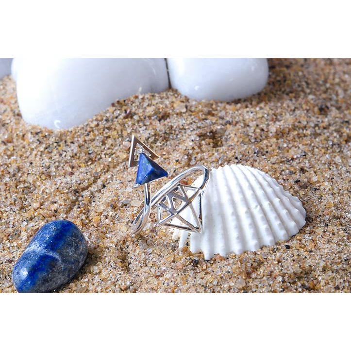 Silver Ring with lapis lazuli for protection