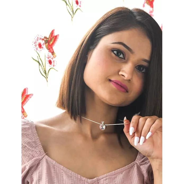 Silver Necklace with tourmaline for self-confidence